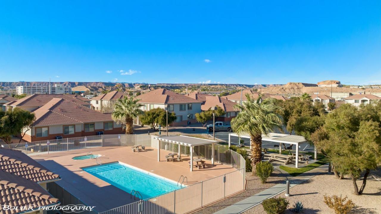 Beautiful Condo At The Springs By Cool Properties Mesquite Exterior foto